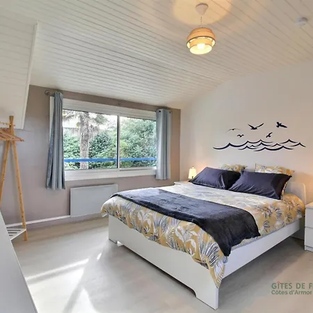De La Chapelle Holiday home Pleumeur-Bodou
